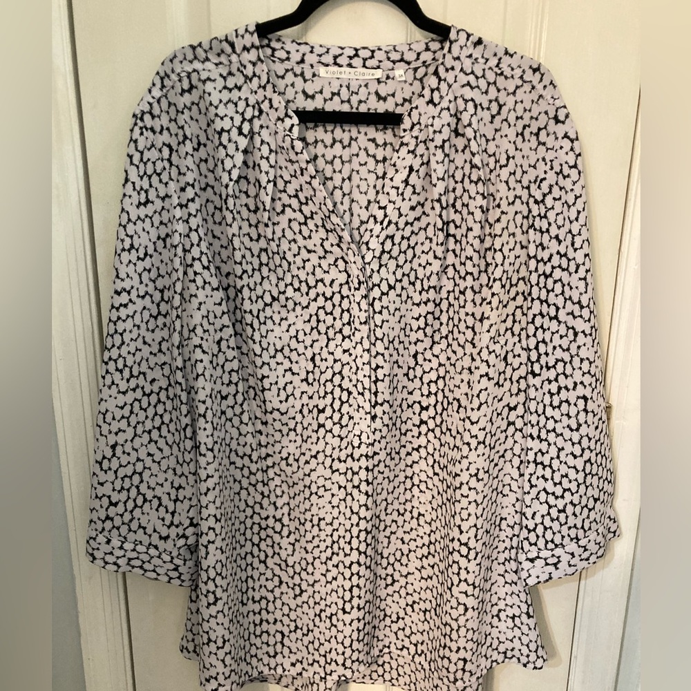 Plus size blouse - Picture 6 of 8